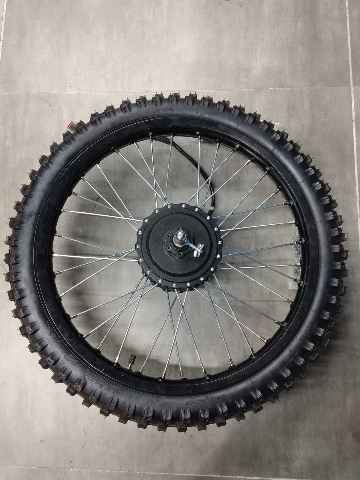 Roda Traseira Completa com Motor de Cubo para E-Bikes Riding'times